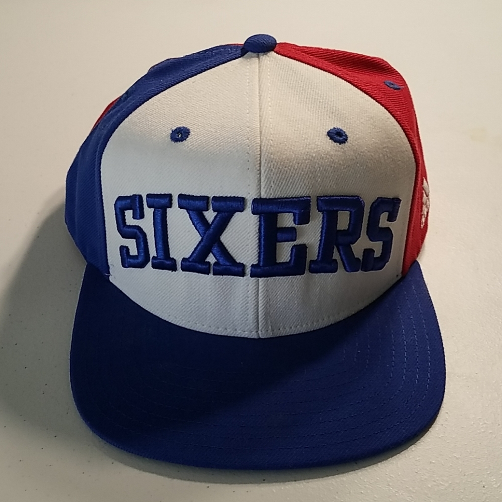 Philadelphia 76ers snapback basketball cap